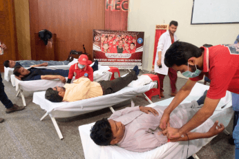 Blood donation camp organized by Pakistan Sweet Home